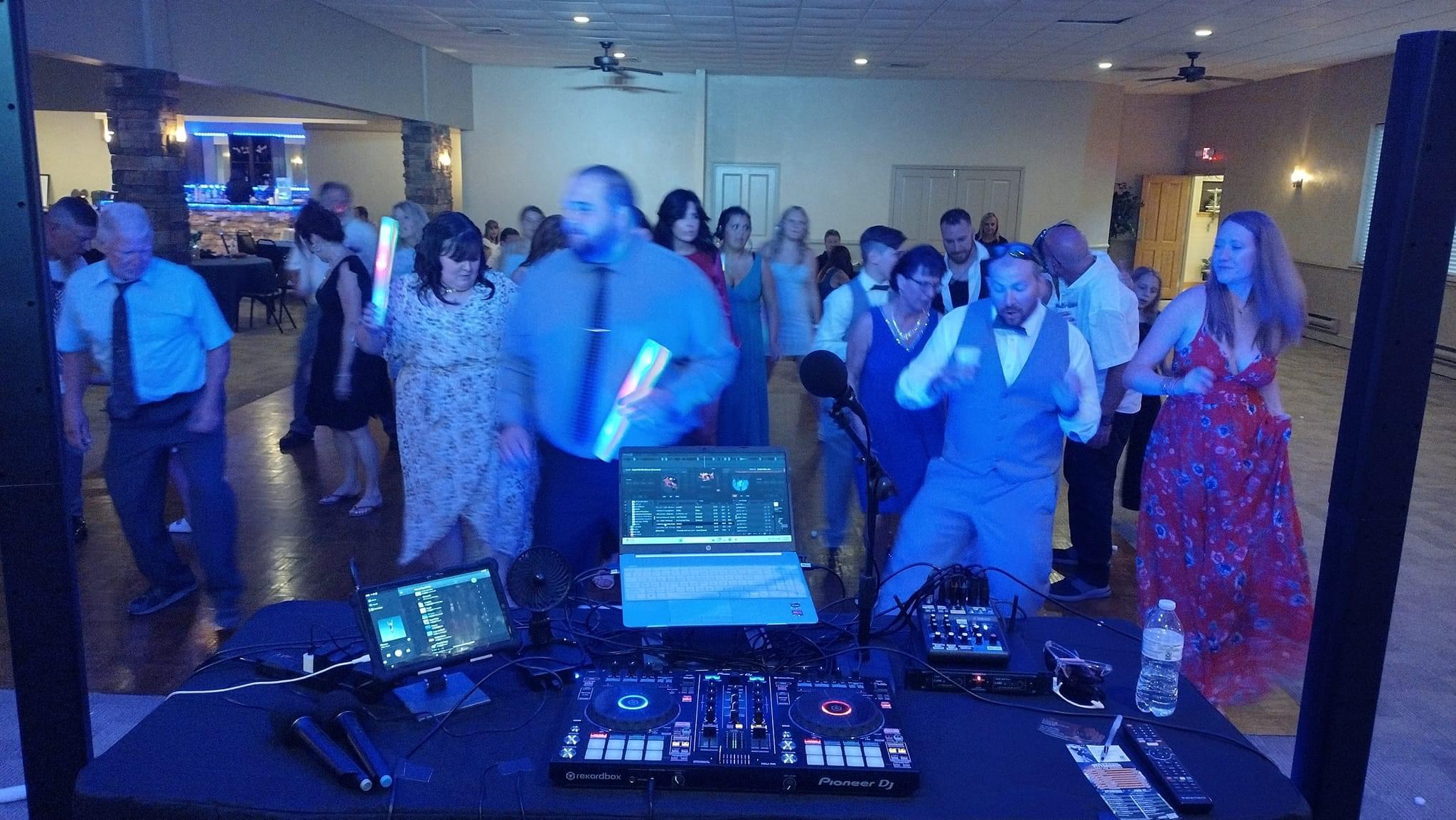 Affordable DJ Pittsburgh Wedding DJ